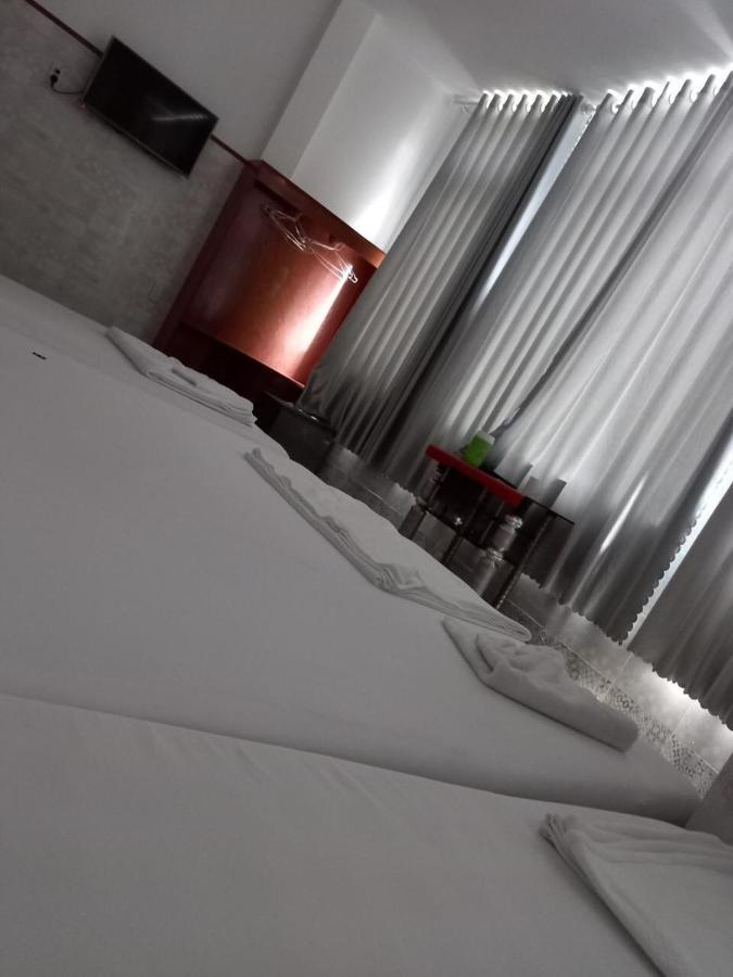 Khach San Anh Sang Hotel Кан То Екстериор снимка