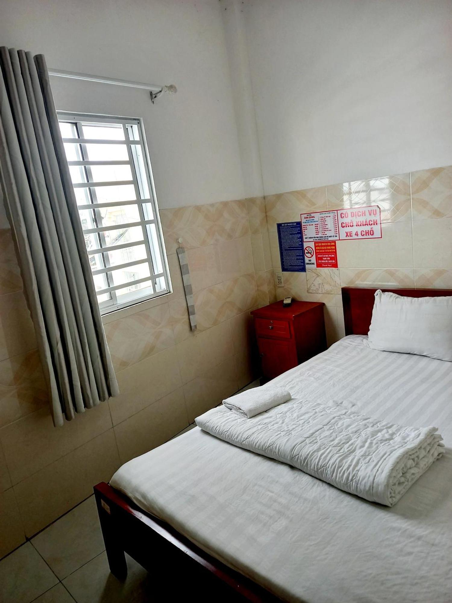 Khach San Anh Sang Hotel Кан То Стая снимка